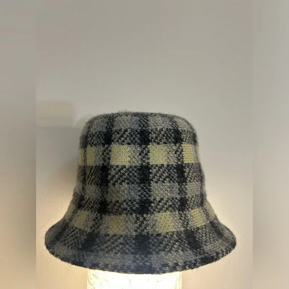 Anthropology Plaid Bucket Hat. NWOT & perfect condition. - Picture 8 of 9
